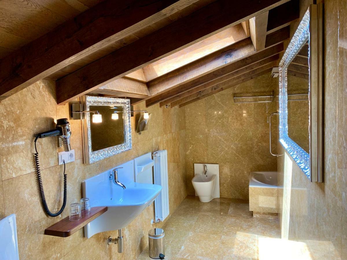 Saro Akla Hotel Suites Valles Pasiegos מראה חיצוני תמונה