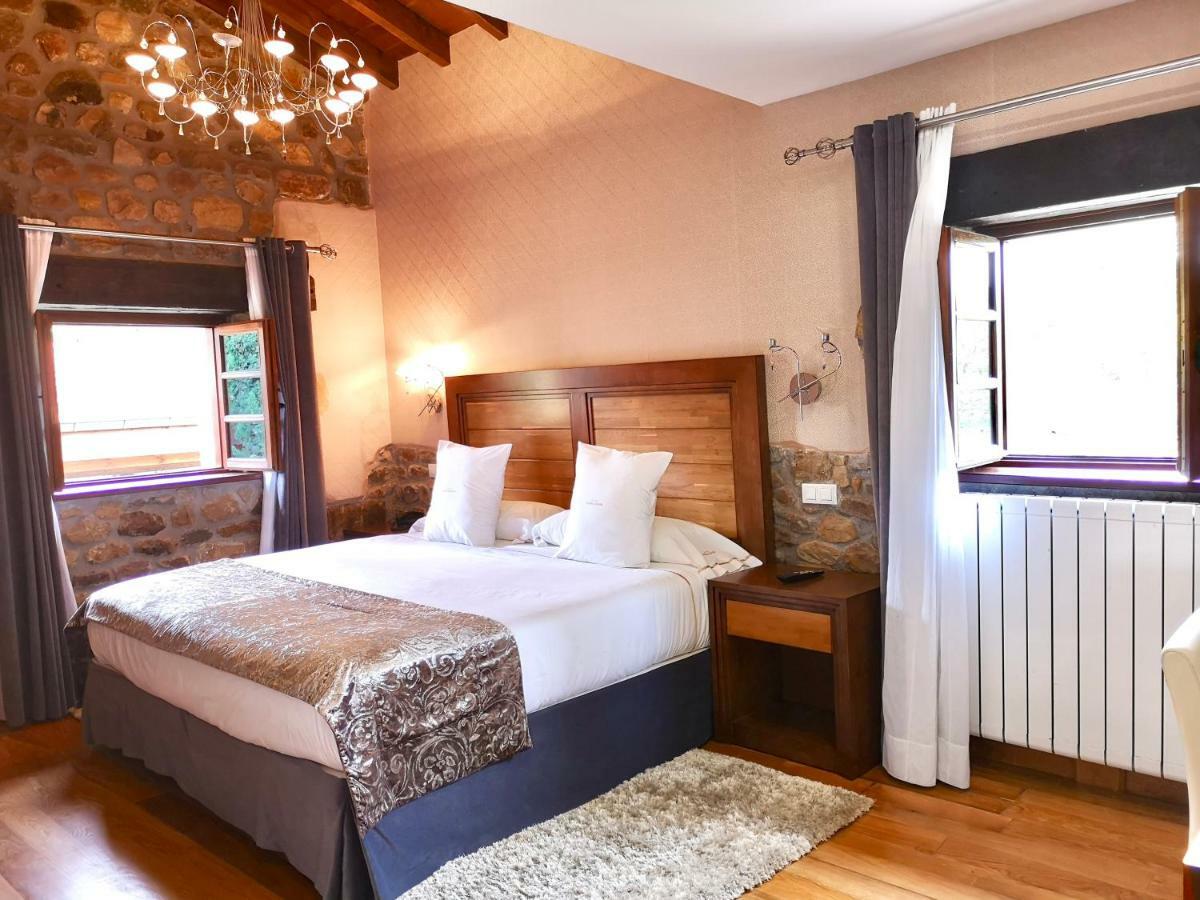 Saro Akla Hotel Suites Valles Pasiegos מראה חיצוני תמונה