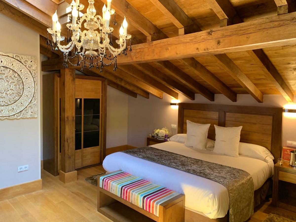 Saro Akla Hotel Suites Valles Pasiegos מראה חיצוני תמונה